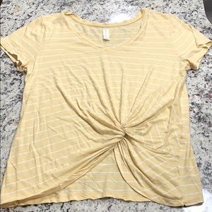 Altar’d State VNeck